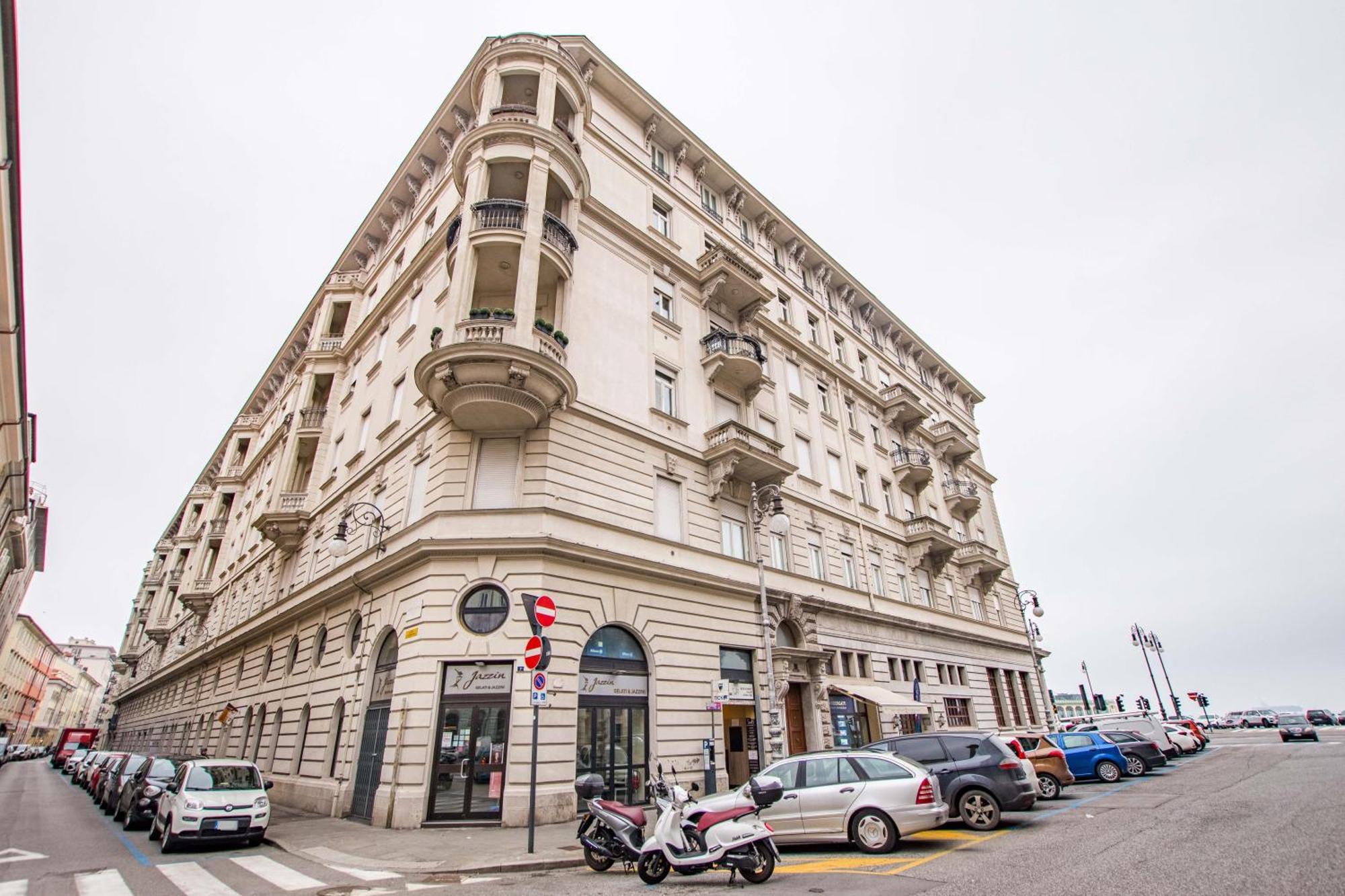 Mercato Vecchio City Триест Экстерьер фото